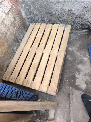 Palets de madera variados