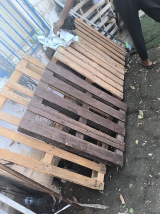 Palets de madera variados