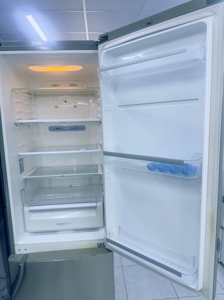 Nevera LG Plata