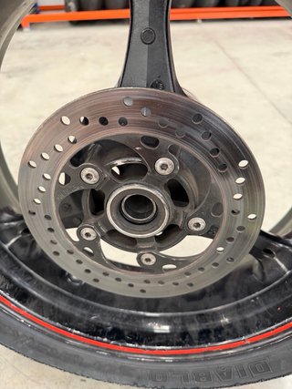 Llanta Trasera Suzuki GSXR 750 K6 K7 K8