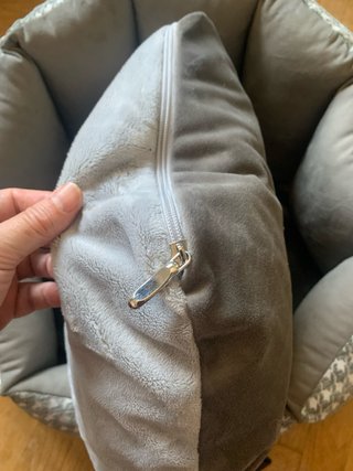 Cama para mascotas gris pata de gallo