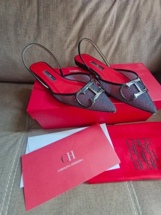 Zapatos Carolina Herrera Negros y Rojos