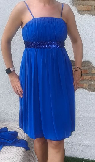 Vestido fiesta azul con lentejuelas