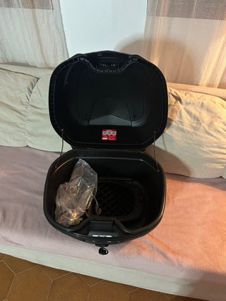Baúl Moto GIVI 39L