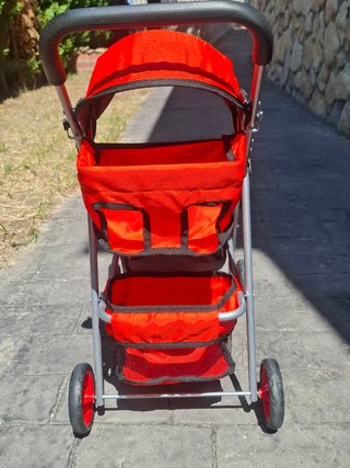 Carrito de muñecas Mimittos rojo