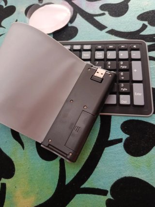 Teclado Flexible Wireless negro y gris