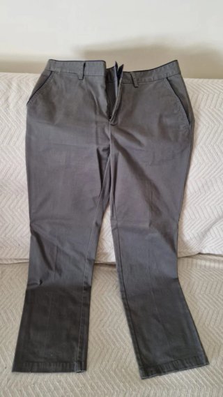 Pantalón chino Emidio Tucci gris