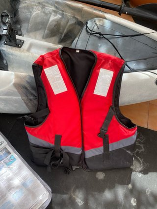 Kayak de Pesca Rígido + Remo y Chaleco