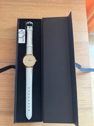 Reloj Cluse Mujer Edición Limitada Dorado y Blanco