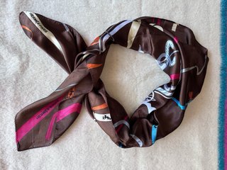 Pañuelo Estilo Hermès Marrón Multicolor