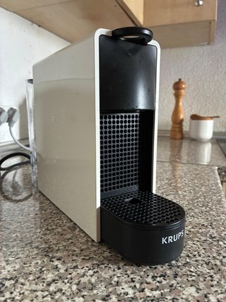 Cafetera Nespresso Essenza Mini Blanca