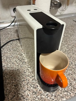 Cafetera Nespresso Essenza Mini Blanca