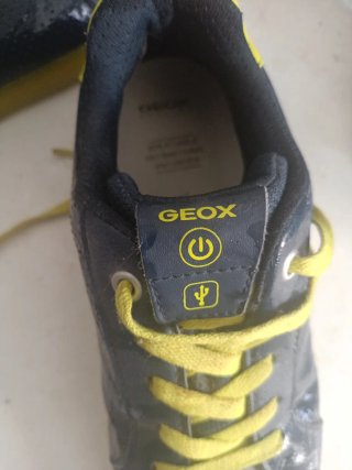 Zapatos Geox con luces Talla 37