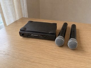 2 Micrófonos Inalámbricos UHF McGrey