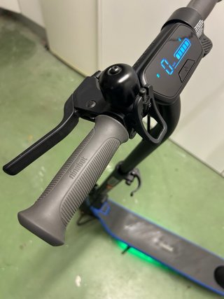 Patinete Eléc. Segway Ninebot eKickScooter C2 Pro