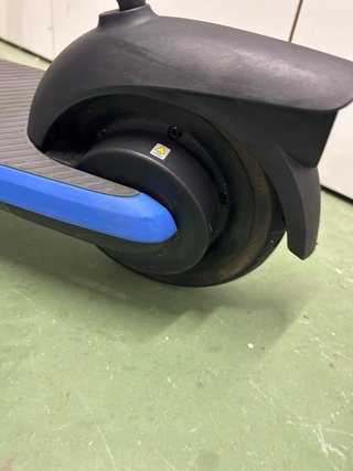 Patinete Eléc. Segway Ninebot eKickScooter C2 Pro