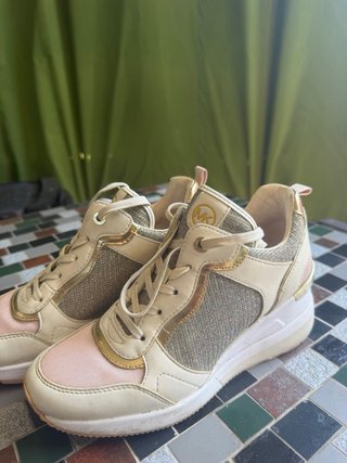 Bambas Michael Kors doradas y rosas T.36