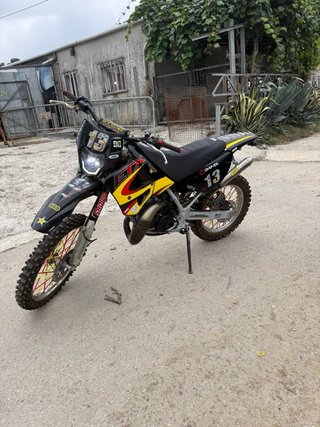 Aprilia etx 125 2t