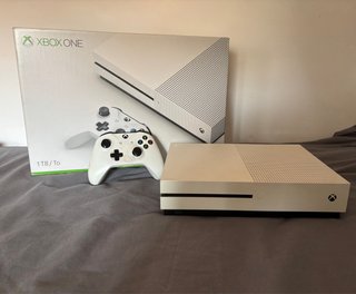 Xbox One S 1TB Blanca