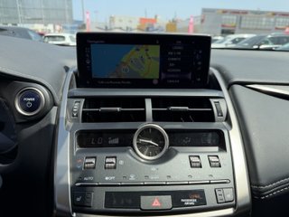 Lexus NX 2021