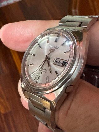 Reloj Seiko 5 Automático Plata 6119-6410