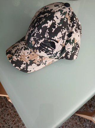 Gorra Adidas Celeste con Bandera Argentina