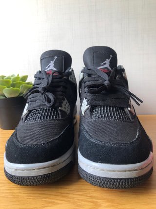 Zapatillas Air Jordan 4 Retro   Negras y Grises