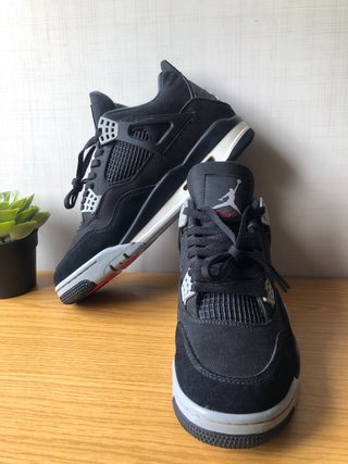 Zapatillas Air Jordan 4 Retro   Negras y Grises