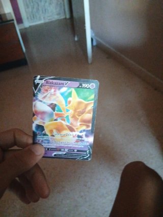 Carta Pokémon Alakazam V