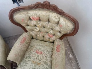 Conjunto Sofá y Sillones Isabelino