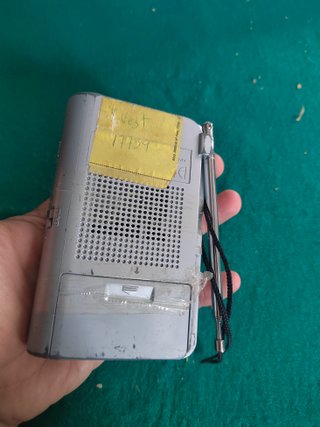 Radio Sony ICF-S22 FM/AM para piezas