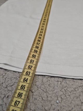 Camiseta Bershka Blanca Logo Bordado