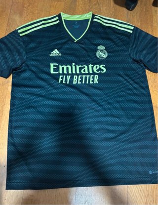 Camiseta Benzema Firmada Talla XL