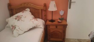 Mueble de dormitorio de madera