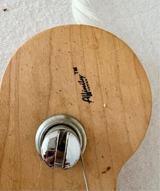 Fender Squier J-Bass Affinity Bajo Eléctrico