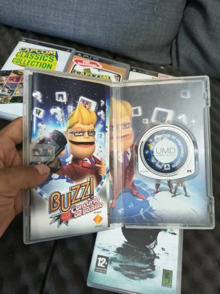 Lote 6 Juegos PSP: Capcom, Buzz, Rome, Kingdoms