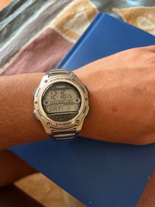 Reloj Casio Illuminator Plata