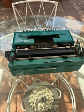 Máquina de escribir Olivetti Studio 45