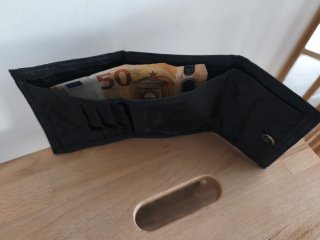 Cartera Reebok Negra Estilo 90s