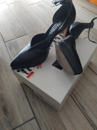 Scarpe LORA FERRES tacco donna N.39