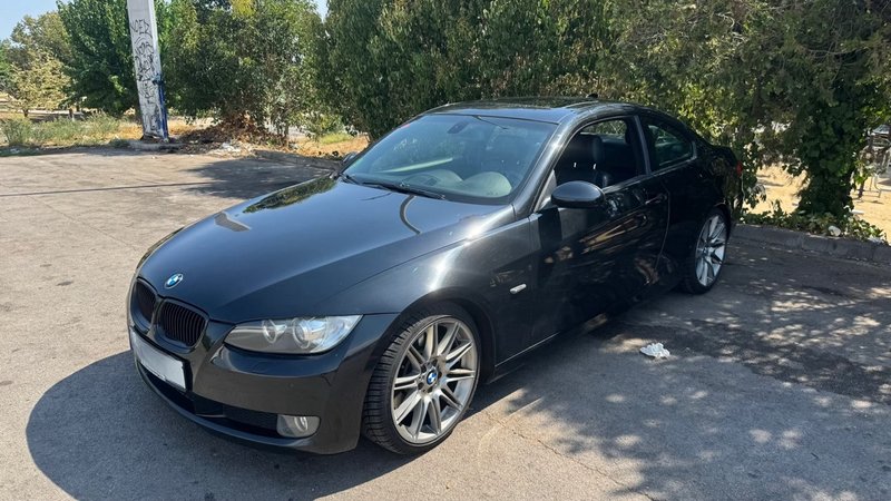 BMW Serie 3 2009, foto 2