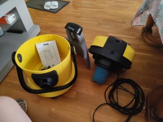 Lava aspiradora Karcher modelo SE4002.