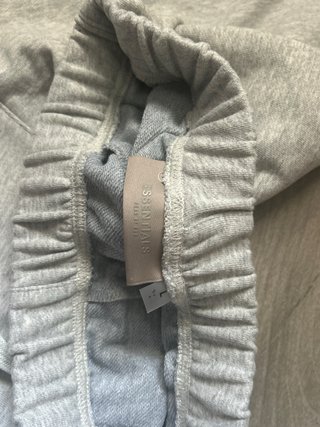 Pantalón Corto Essentials FOG