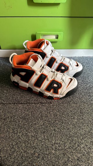 Nike Air More Uptempo Naranja Blanco