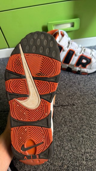 Nike Air More Uptempo Naranja Blanco