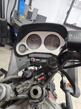 Honda VF750F - Baja