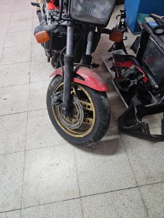 Honda VF750F - Baja