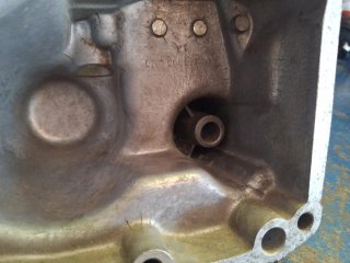 Tapa cambio Seat 600