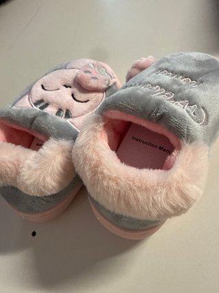 Pantofole gatto grigie e rosa