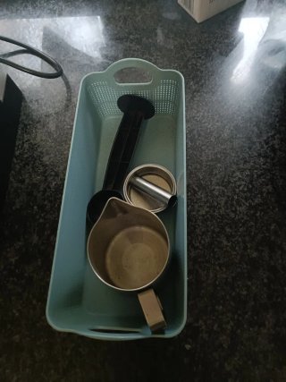 Cafetera con accesorios